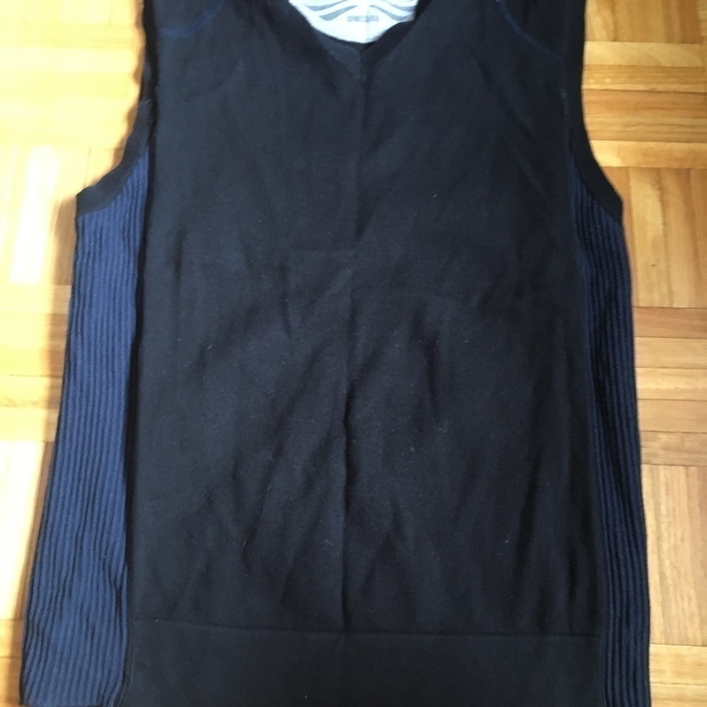 Free whit purchase Mexx knitted  vest​​​